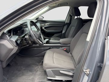 Audi Q8 e-tron - 9