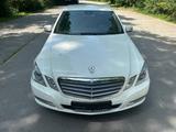 Mercedes-Benz E 350 CGI 4Matic Top Zustand Automatik Xenon - Mercedes-Benz E 350 aus 2012