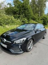 Mercedes-Benz CLA200 Shooting Brake AMG Line LED Navi TÜV Neu