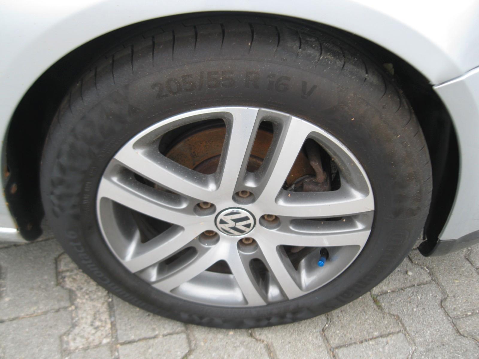 Volkswagen Golf 2009 — photo 25