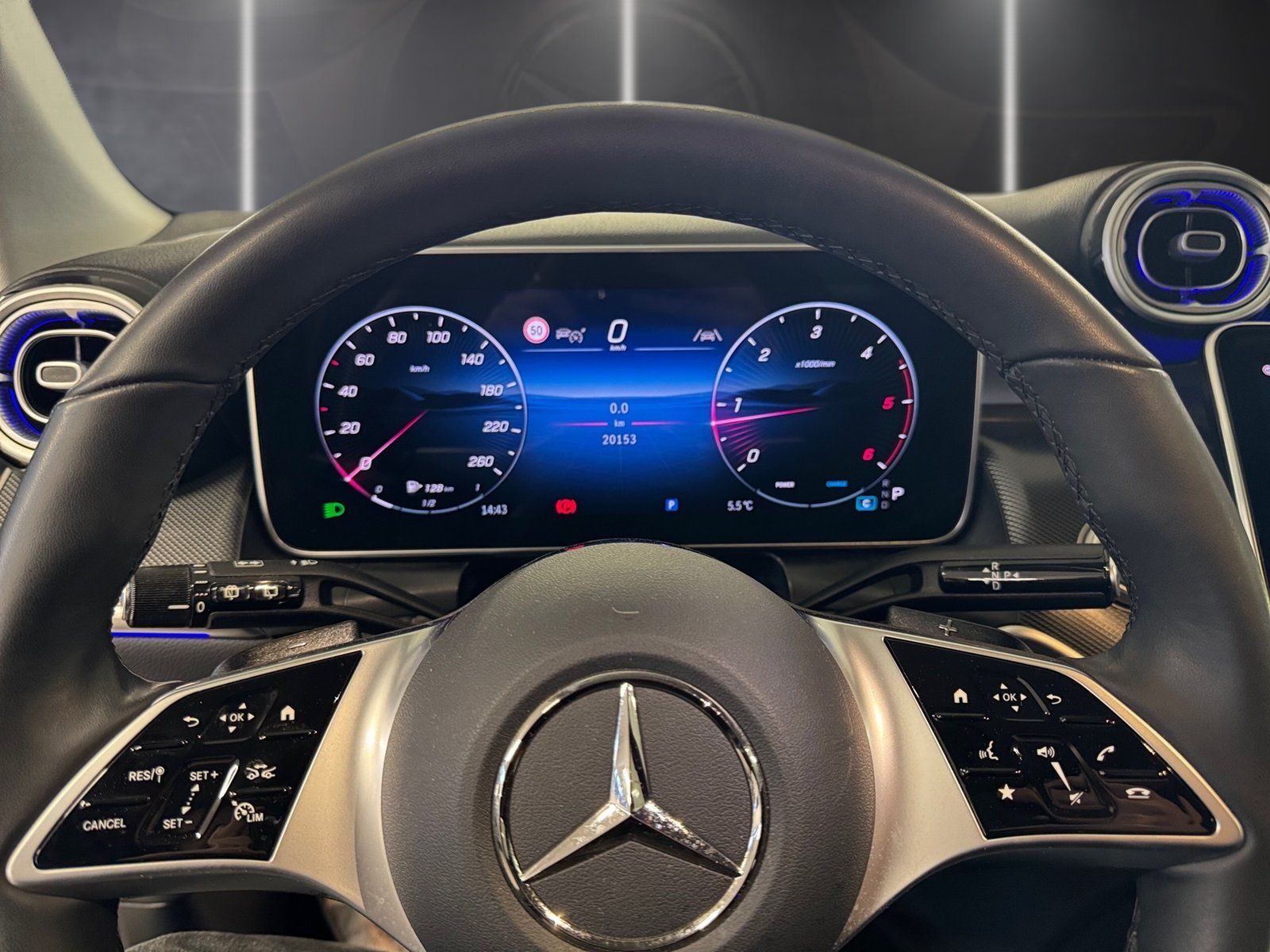 Fahrzeugabbildung Mercedes-Benz GLC 220 d 4M Avantgarde*AHK*Distro*STDHZG*Totwi*