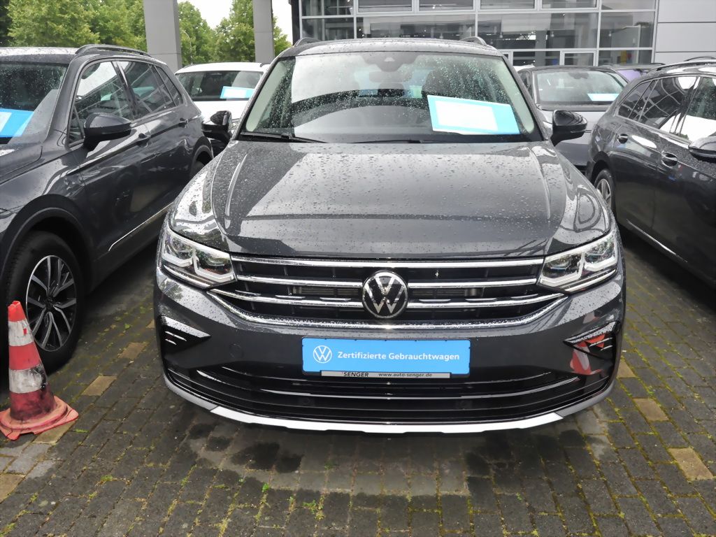 Volkswagen Tiguan 2.0 TDI Urban Sport Matrix Standheiz. AHK foto 2