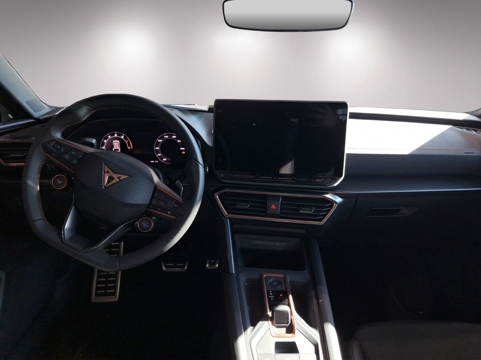 Leon Sportstourer VZ 2.0 TSI 4Drive DSG AHK