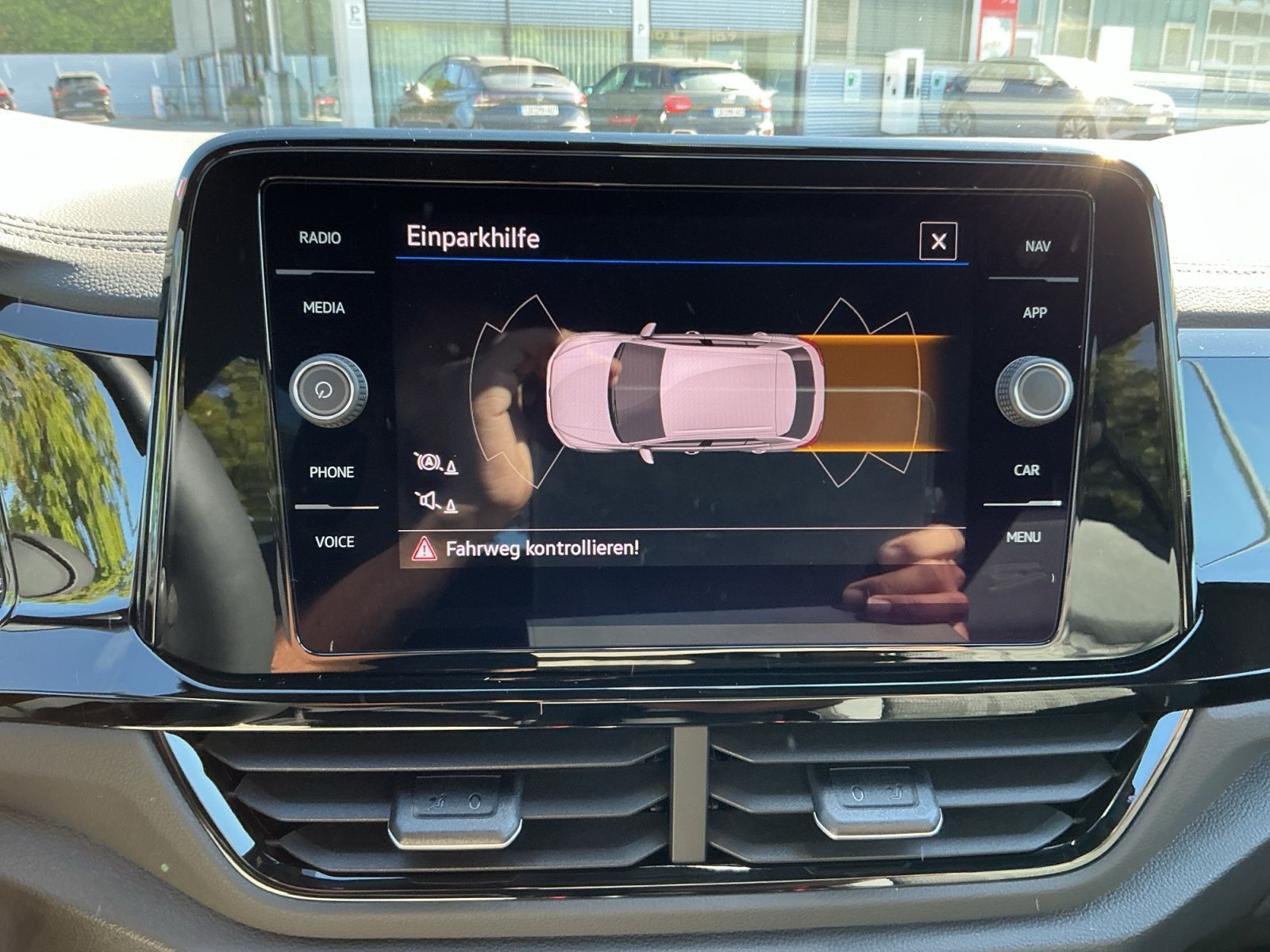 Volkswagen T-Roc - Bild 18