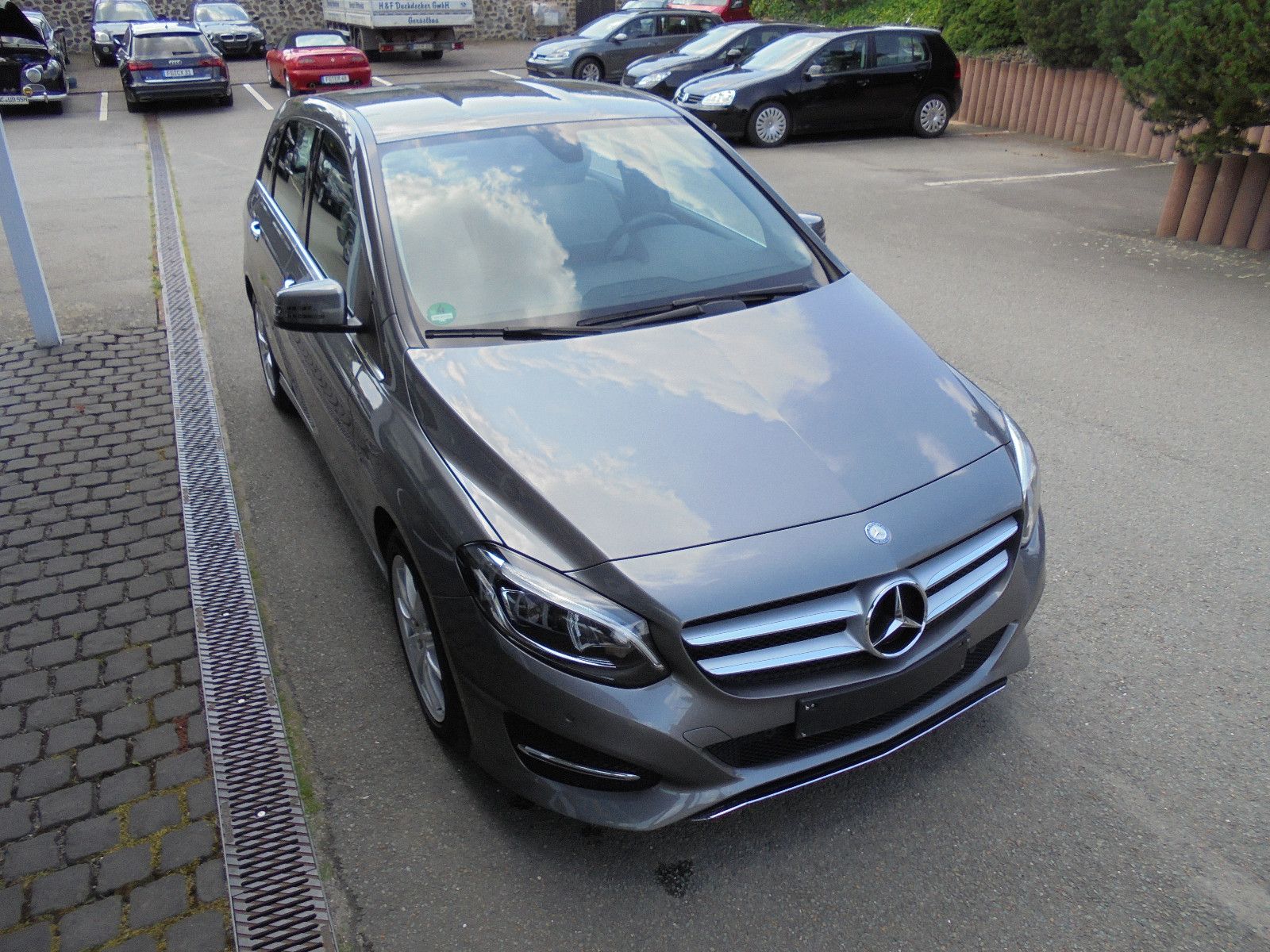 MERCEDES-BENZ B 220 B -Klasse B 220 CDI / d 4Matic