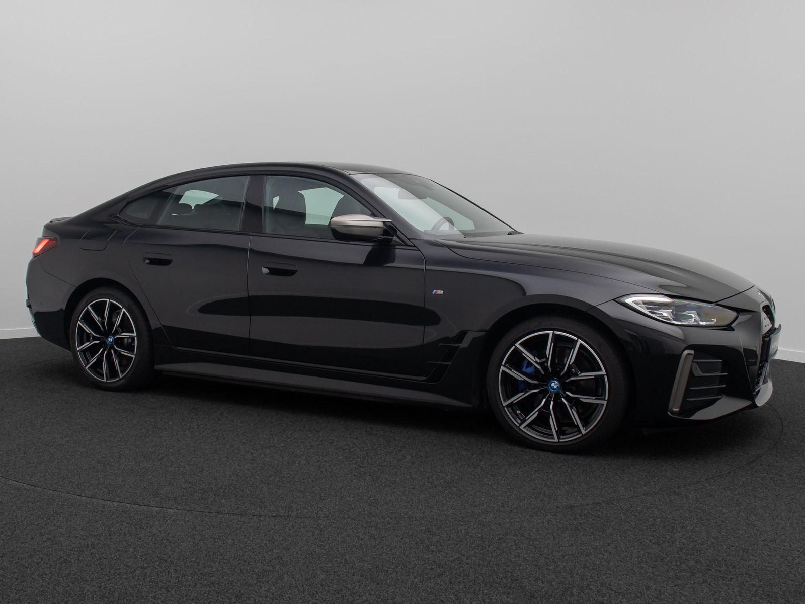 Fahrzeugabbildung BMW i4 M50 HUD HiFi Kamera DAB M Sportbremse 19Zoll