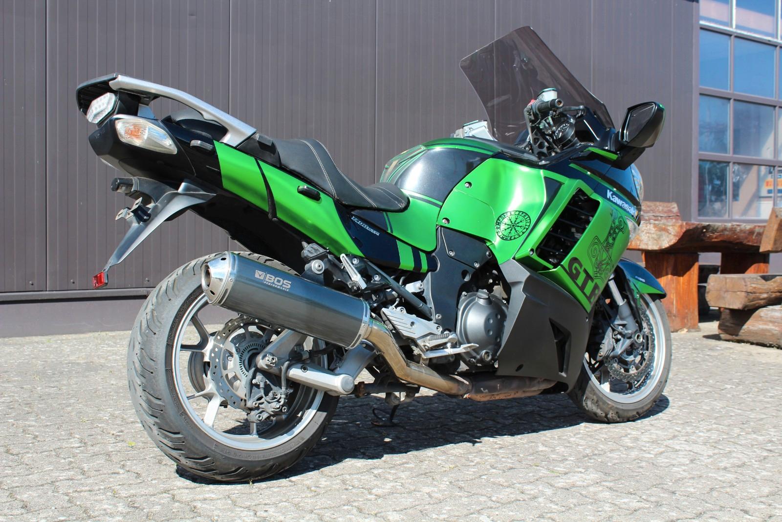 Kawasaki GTR 1400 ABS / Koffer / Zubehör / Garantie