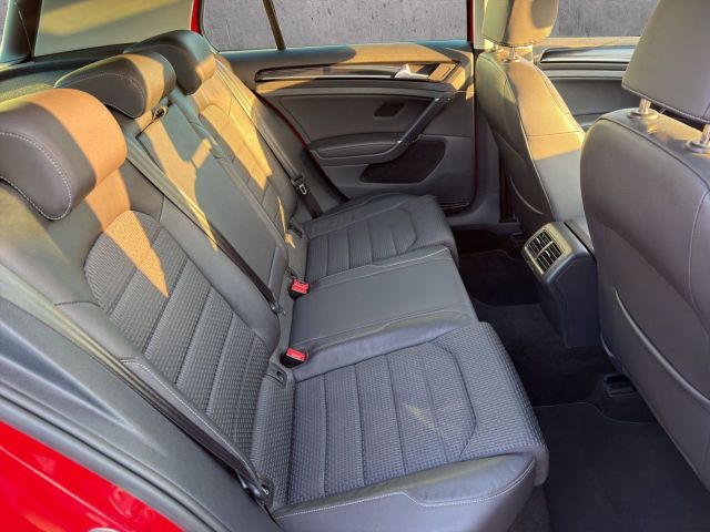 Golf VII Highline 1.4 TSI DSG Bluetooth Navi