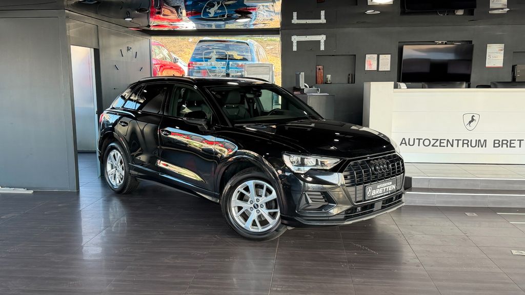 Image of Audi Q3