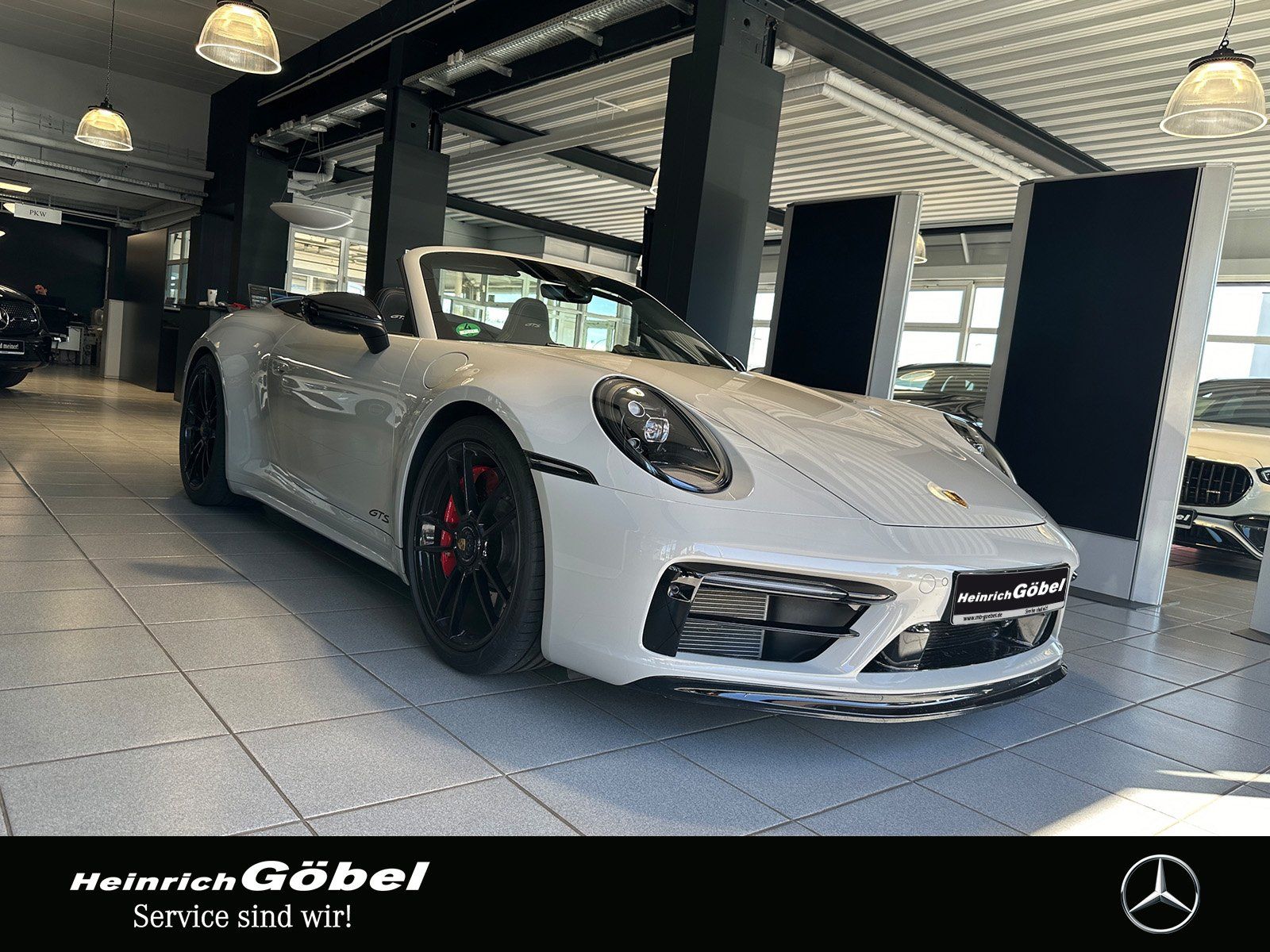 Fahrzeugabbildung Porsche 911 Carrera GTS Liftsystem, Hinterachslenkung
