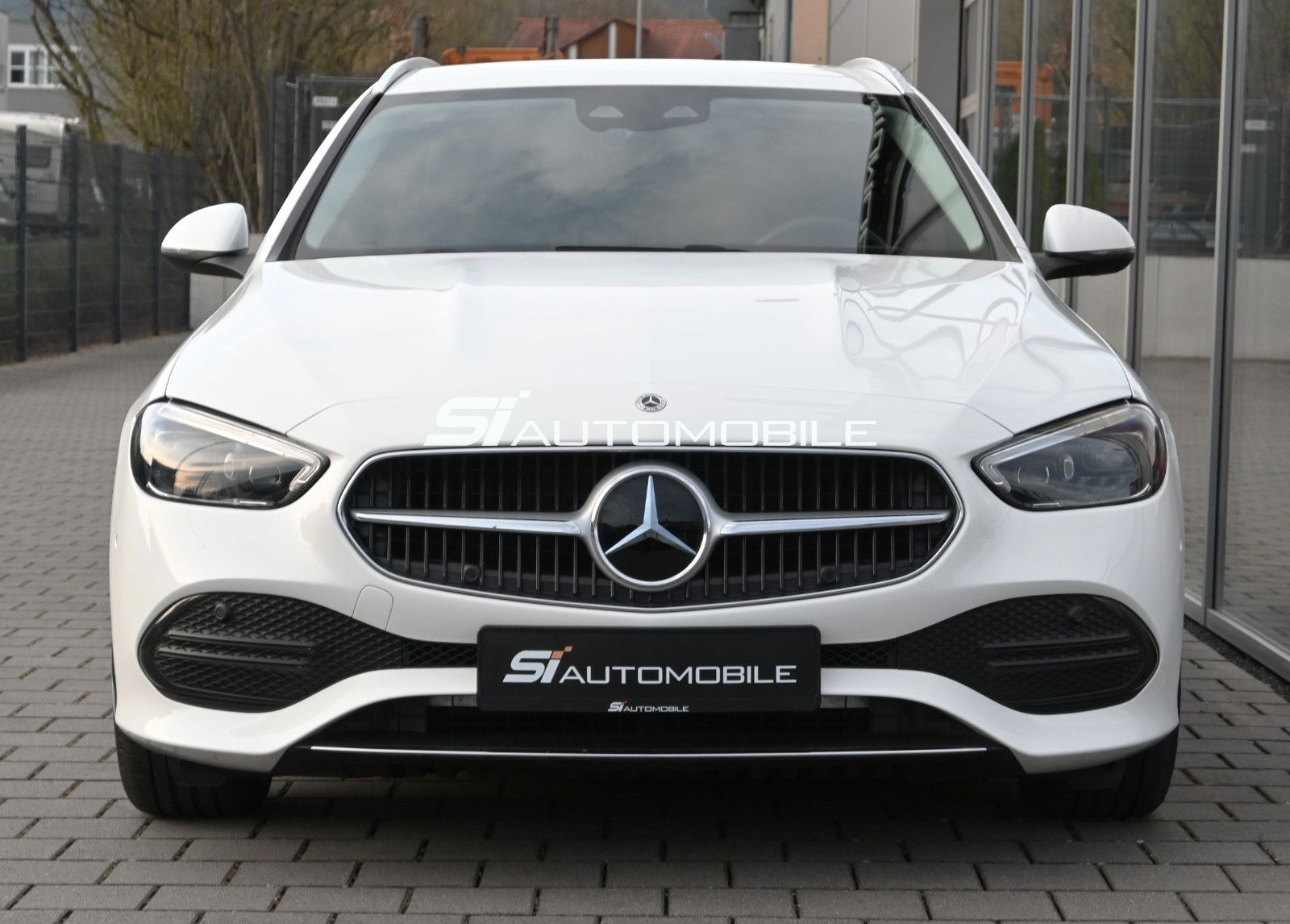 Fahrzeugabbildung Mercedes-Benz C 200 T Aut. Avantgarde °ACC°DIGITAL LIGHT°MEMO°