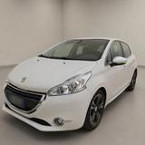 Peugeot 208 1.6 e-HDi 92 CV Stop&Start ETG6 5 po - Peugeot 208 mit Diesel-Antrieb: Automatik