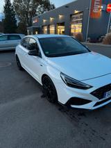 Hyundai i30 Fastback N-Line DCT EZ 01/2021... - Hyundai i30 mit Benzin-Antrieb: Sportwagen, Automatik