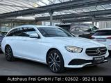 Mercedes-Benz E 300 e T AVANTGADRE*LED*AHK*WIDSCREEN*KAMERA*2H - gebrauchte Mercedes-Benz E 300 aus dem Jahr 2022