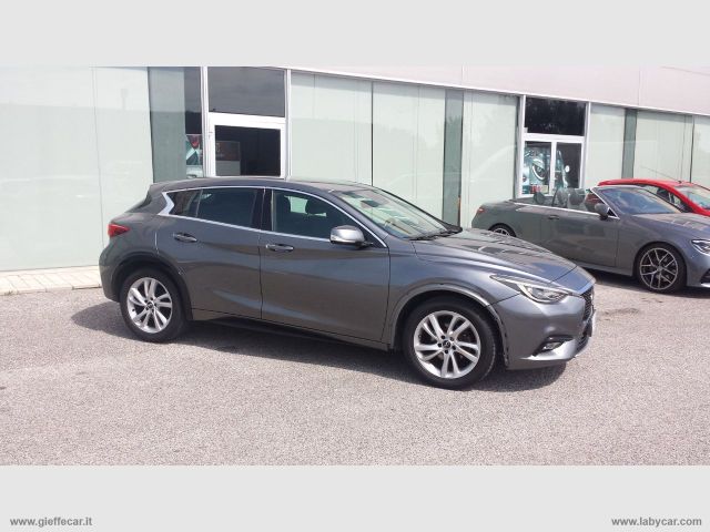 Infiniti INFINITI Q30 1.5d Premium Tech