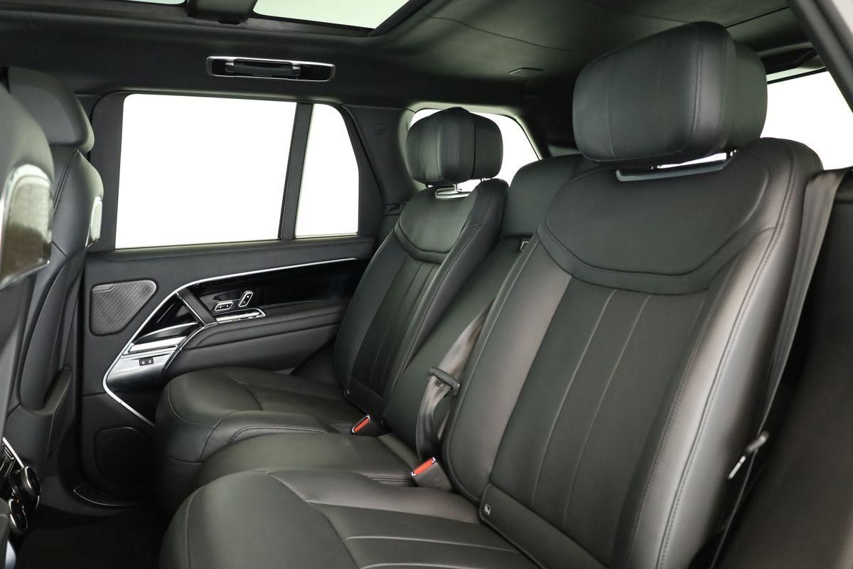 Land Rover Range Rover P550e Autobiography SHADOW Pano 22" foto 18