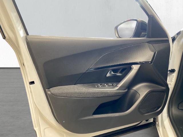 Peugeot 2008 Hybrid 145 Business Navi Digitales Cockpit 