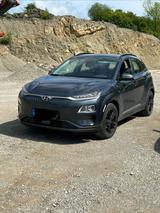 Hyundai KONA Elektro ELEKTRO 100kW - - Hyundai KONA Elektro von privat