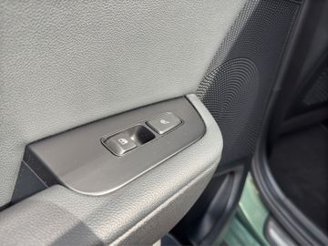 Kia ProCeed 1.6T DCT7 GT Navi Memory Kamera Glasdach