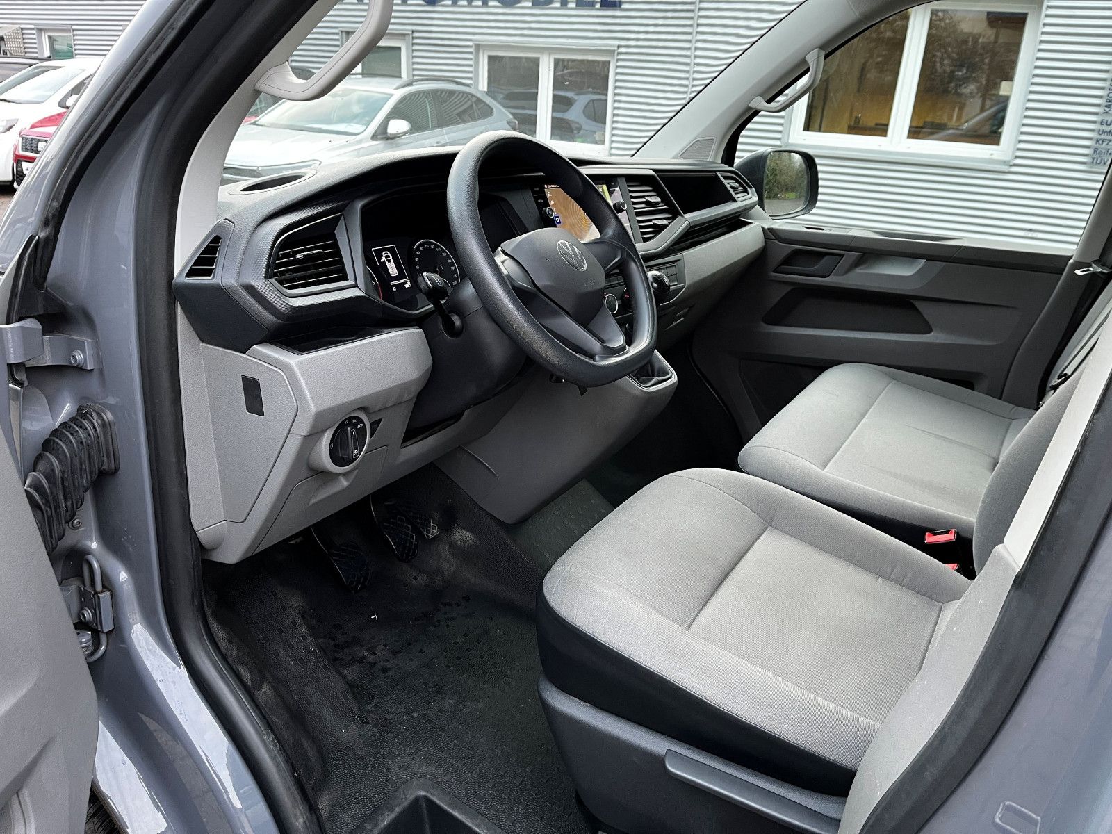 Fahrzeugabbildung Volkswagen T6.1 Transporter Kasten EcoProfi FWD