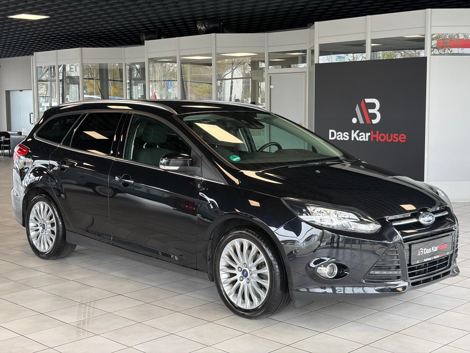 Ford Focus Turnier Titanium 2.0 TDCi · 2. Hand · AHK