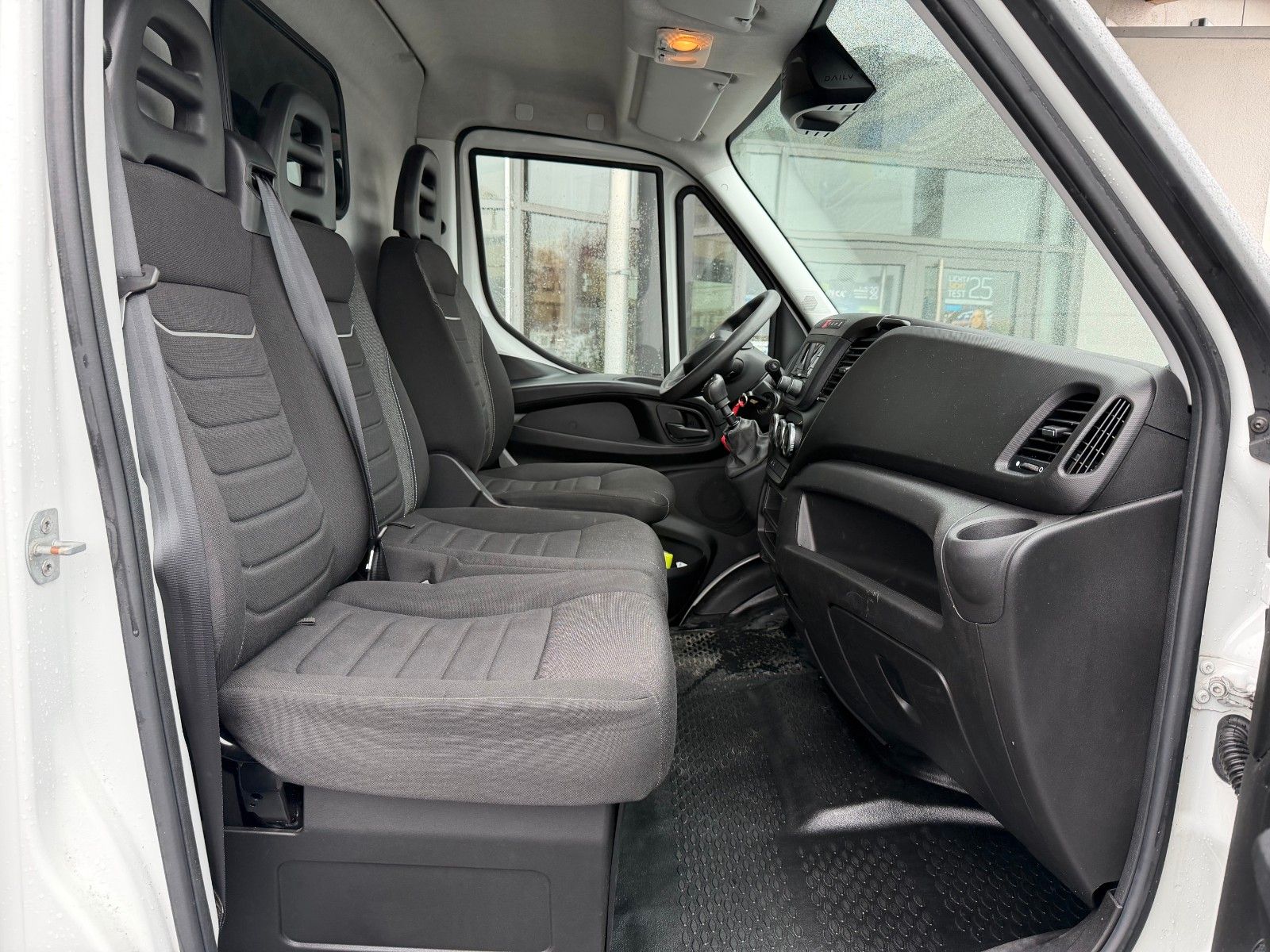 Fahrzeugabbildung Iveco Daily 35S16 V *Klima*R4.100mm*