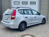 Hyundai i30 cw Kombi * TÜV Neu - Hyundai i30 aus 2011: I30cw