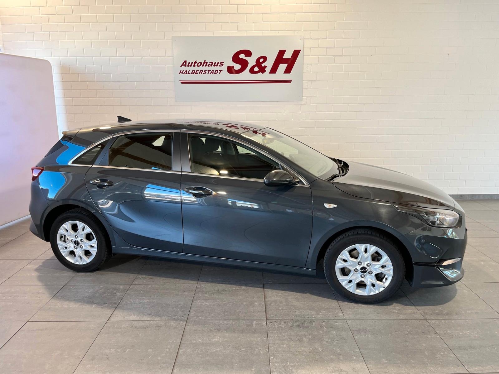 Kia Ceed 1,0T 120OPF Vision NAVI AAC PDC+CAM SHZ DAB