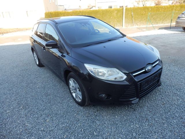 Ford Focus Trend Klimaautomatik, PDC,