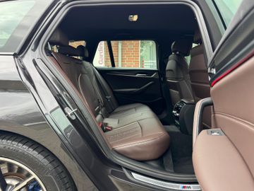 BMW 530 - 11