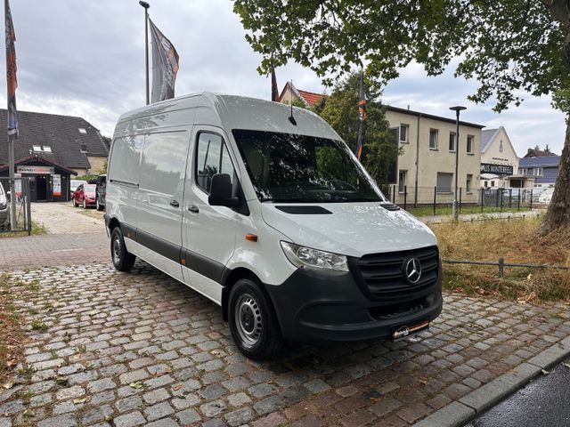 Image of Mercedes-Benz eSprinter
