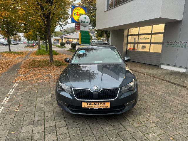 Skoda SUPERB LIM ACTIVE:PDC:36 MONATE GARANTIE: