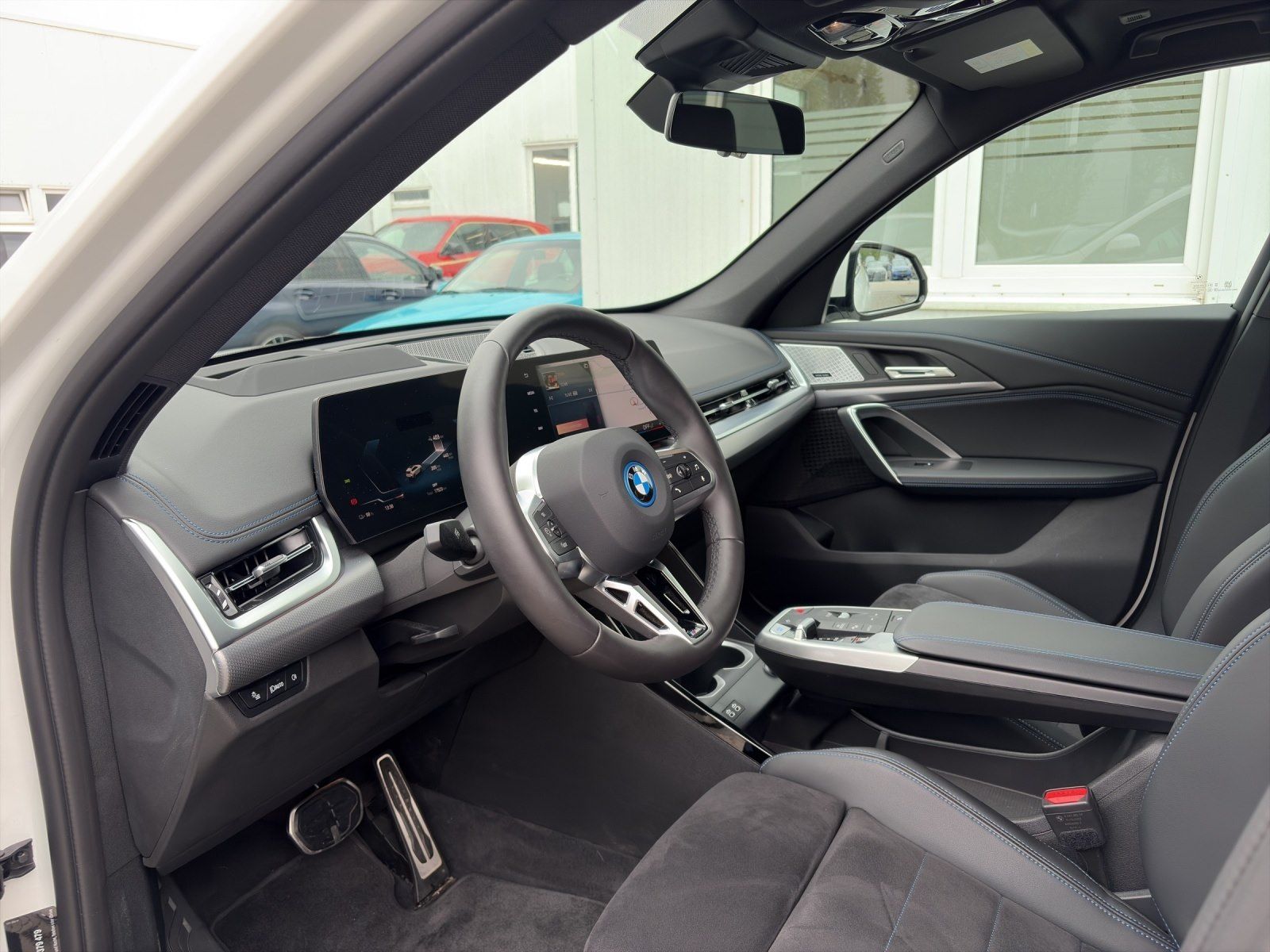 BMW iX1 - Bild 15