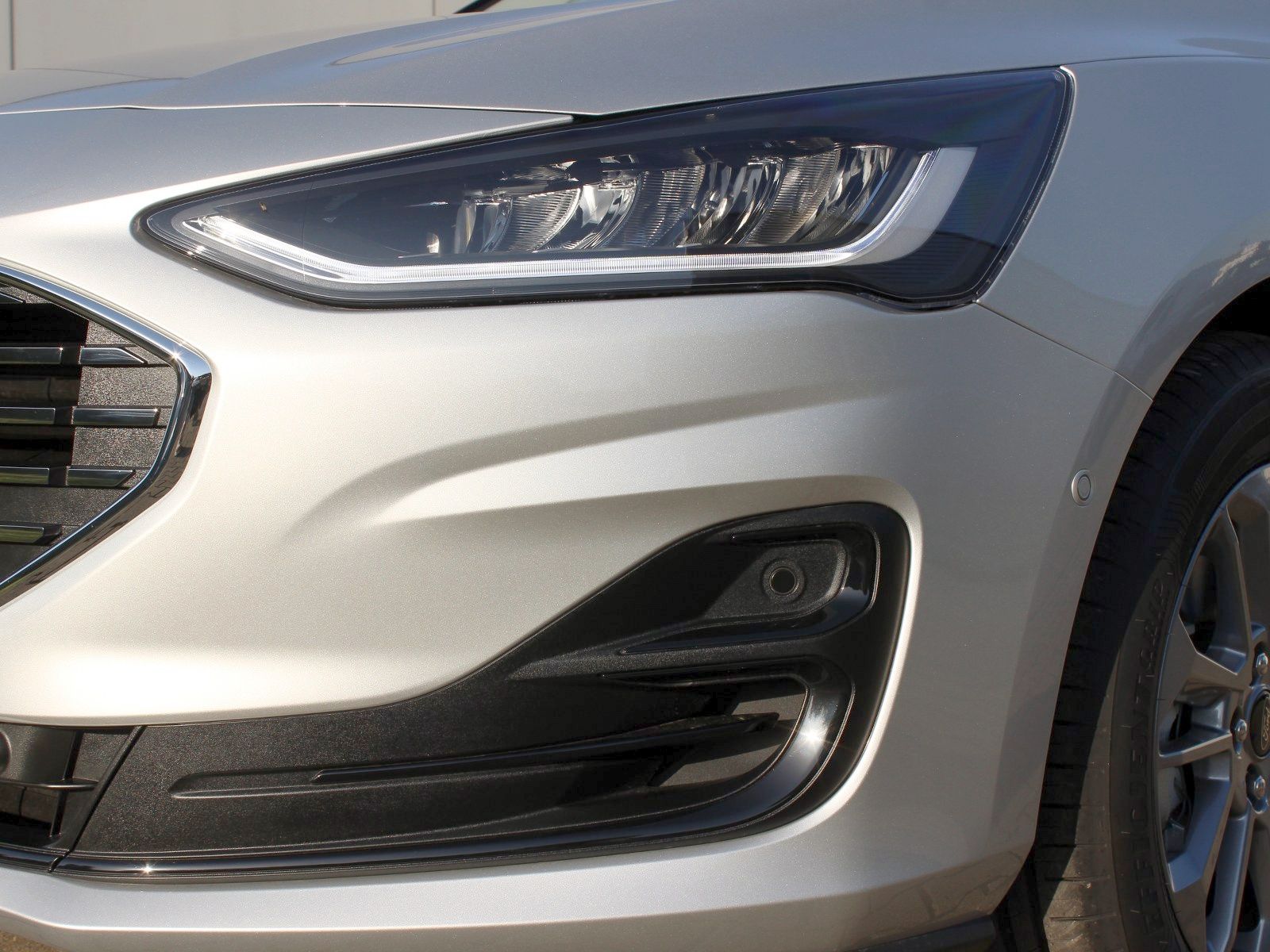 Fahrzeugabbildung Ford Focus Titanium X 1,0 EcoBoost MildHybrid