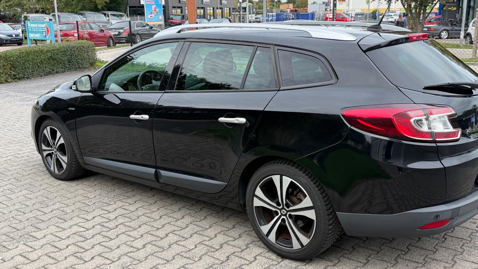 Renault Megane 2011 — engine 1.461 cm³, 110 HP (81kW)