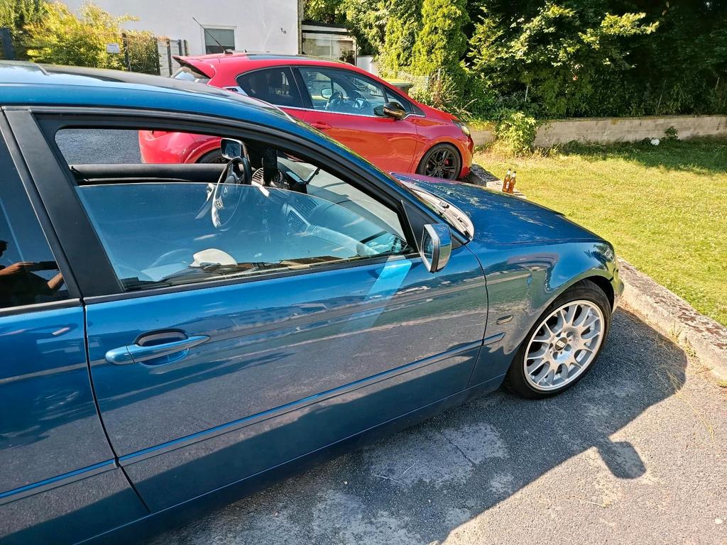 BMW 325