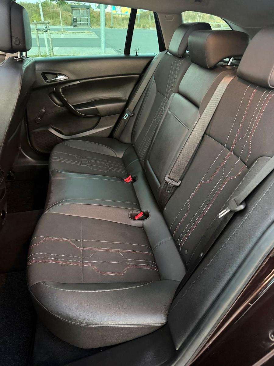 Opel Insignia 2012 — photo 15