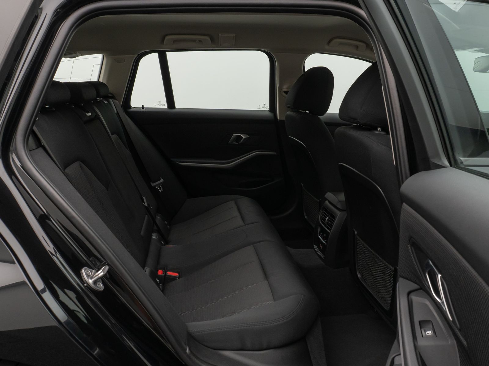 Fahrzeugabbildung BMW 320d xD  Kamera DAB MSport Fernlichtassis 18Zoll