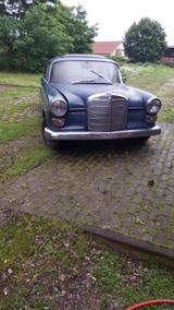 Mercedes-Benz Heckflosse 200 D Lenkradautomatik - Mercedes-Benz mit Diesel-Antrieb: Heckflosse