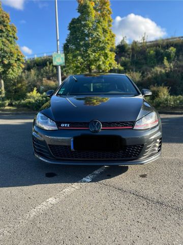 Volkswagen VW Golf 7 GTI DSG