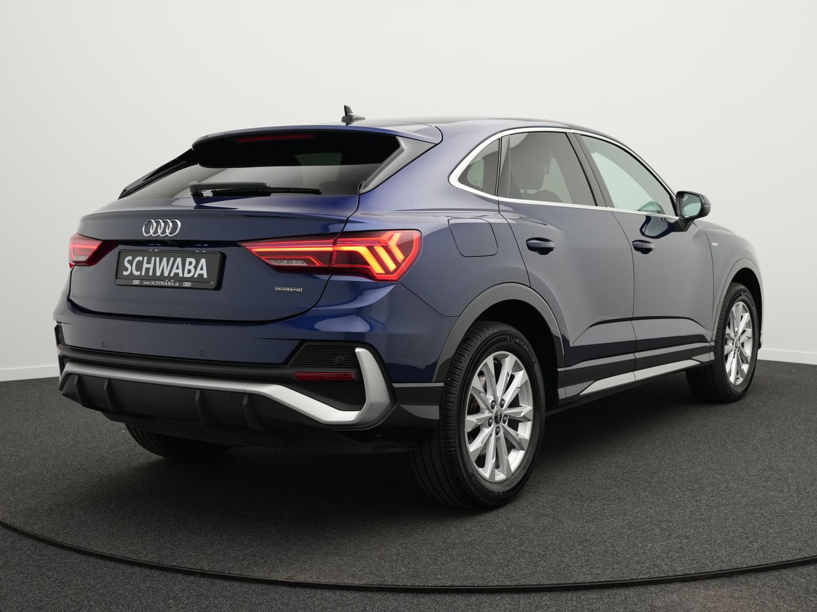 Audi Q3 Sportback 40TDI qu. S tr. *2x S line*AHK*18"* imagem 3