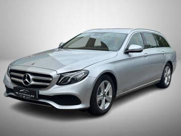 Mercedes E 220 - 1