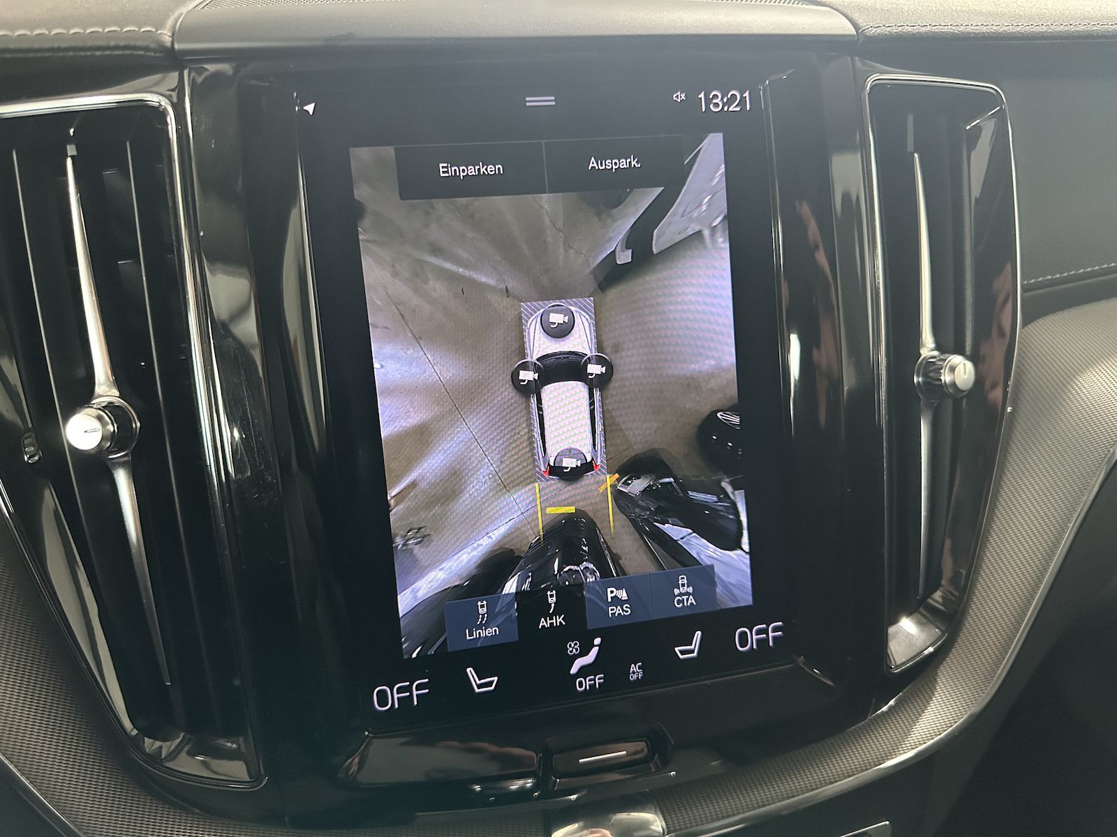 Fahrzeugabbildung Volvo XC60 T6 AWD Recharge Inscription/Pano/Leder/HUD/