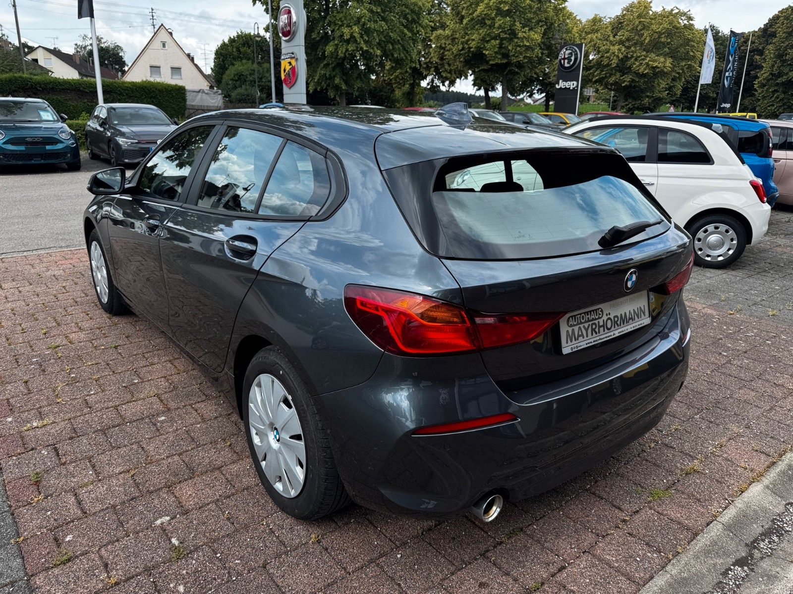 Fahrzeugabbildung BMW 116 Baureihe 1 Lim. 116 i Sitzheizung USB