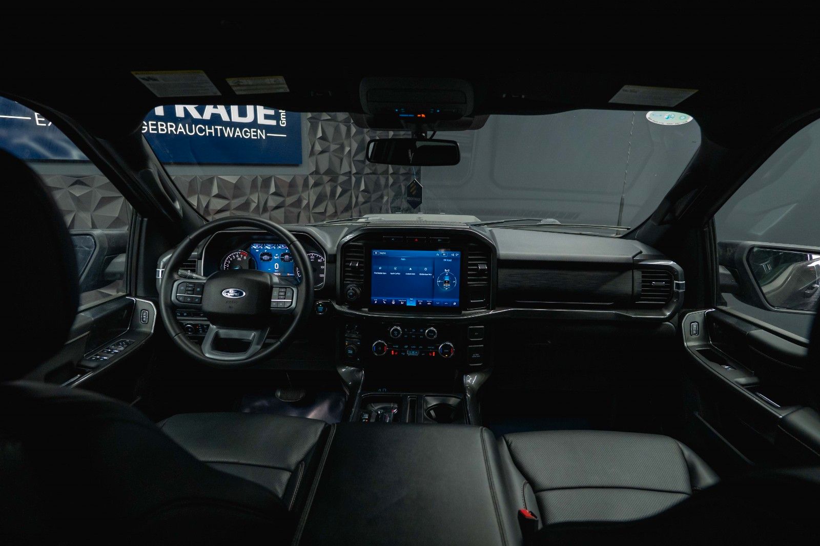 Fahrzeugabbildung Ford F150 5.0L V8 4x4 Offroad SuperCrew RAPTOR 19%