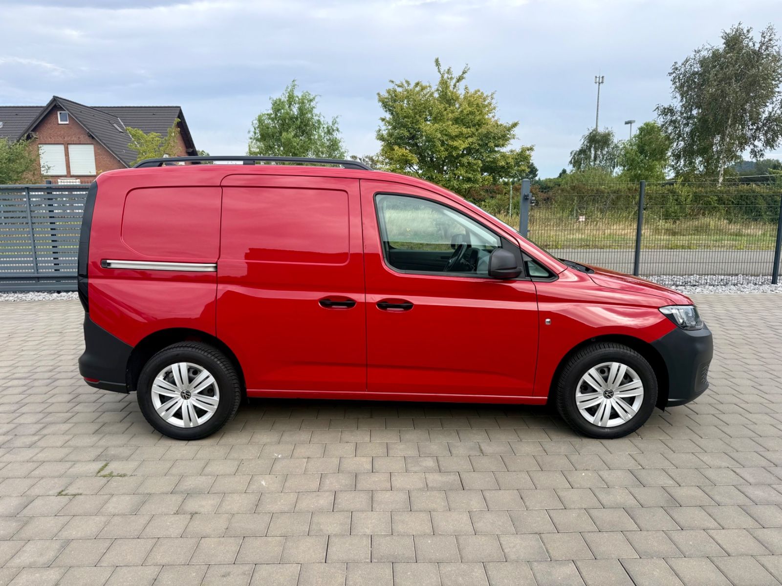 Volkswagen Caddy Kasten DSG KLIMA KURZ AHK Standheizung imagem 3
