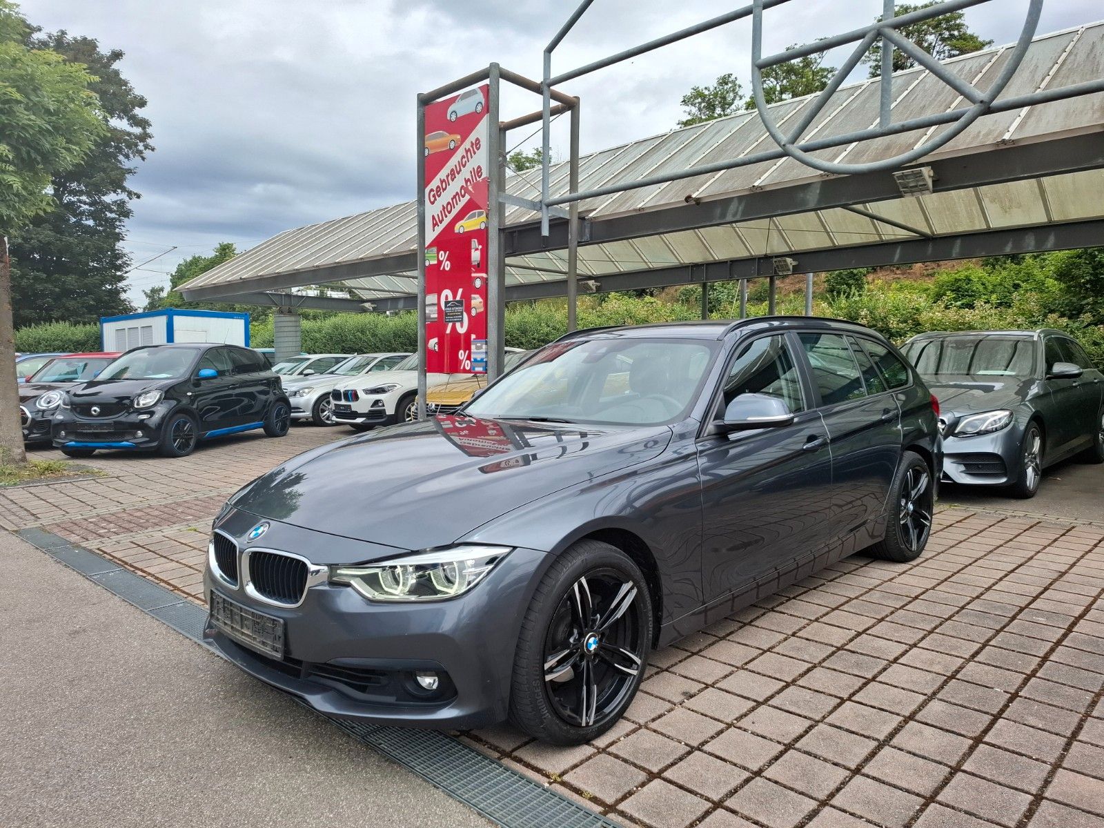 BMW 320i Aut. Touring LED 18" Spurhalte 2.Hand