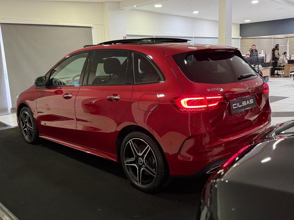 Mercedes-Benz B 250