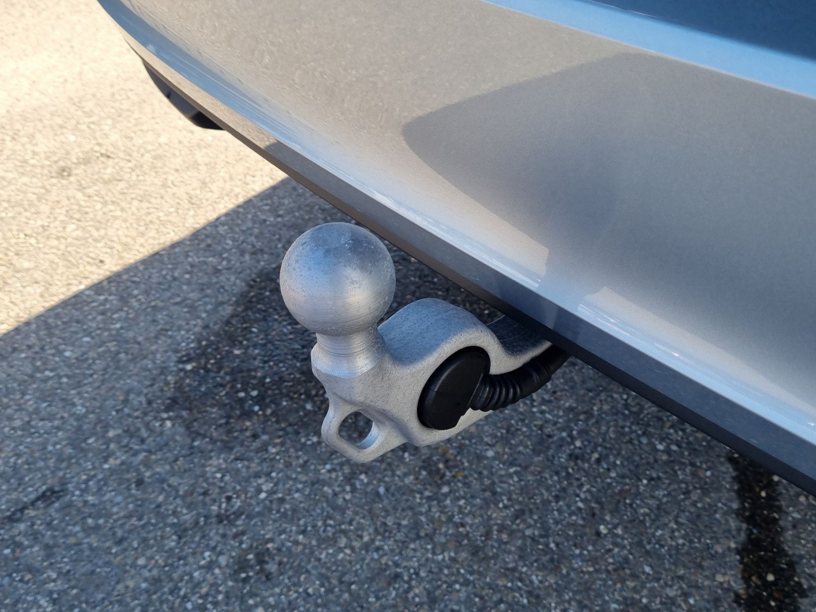 Fahrzeugabbildung SKODA Superb Combi 2.0TDI Selection AHK LI&SI FAHRASSI