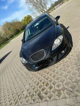 Seat Leon  2.0 tdi - Seat Leon aus 2006 mit Diesel-Antrieb